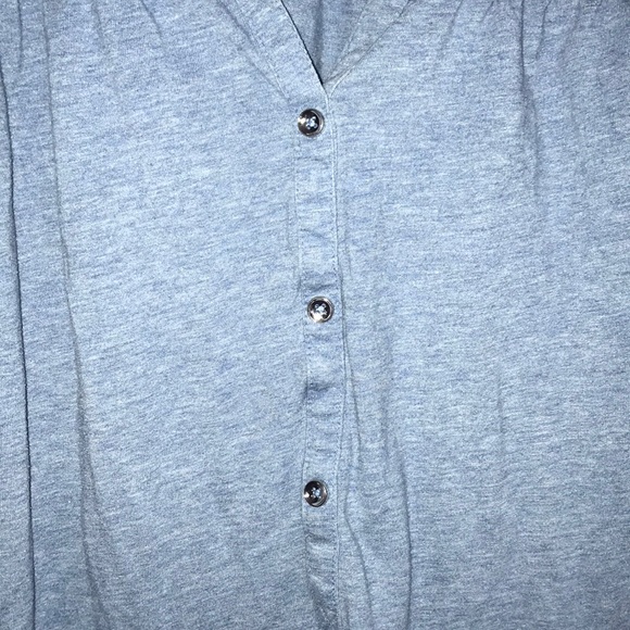 Basic Editions Blue Top - Picture 4 of 5